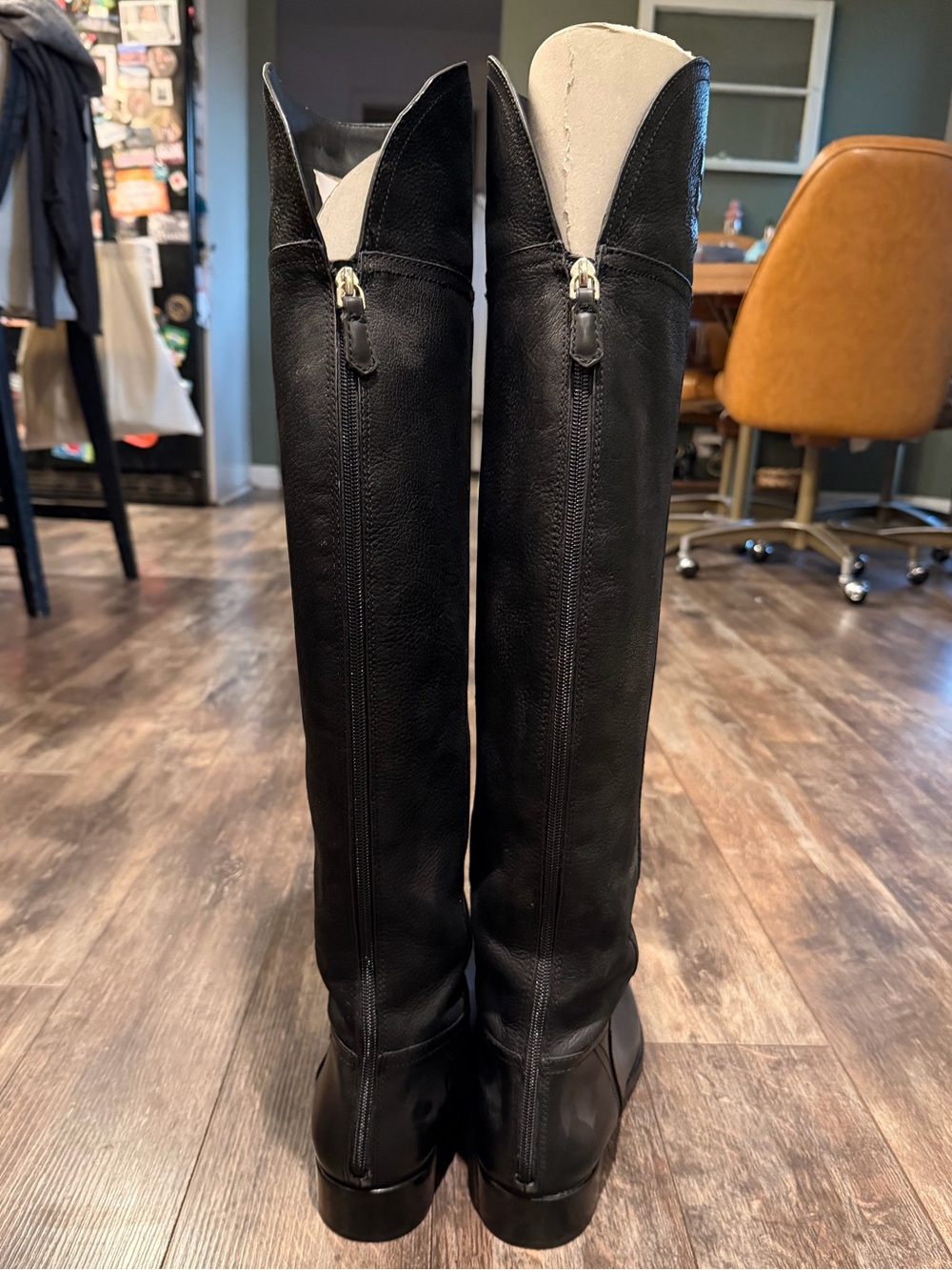 🪻Tory Burch Black Leather Over-the-Knee Boots - Picture 2 of 7
